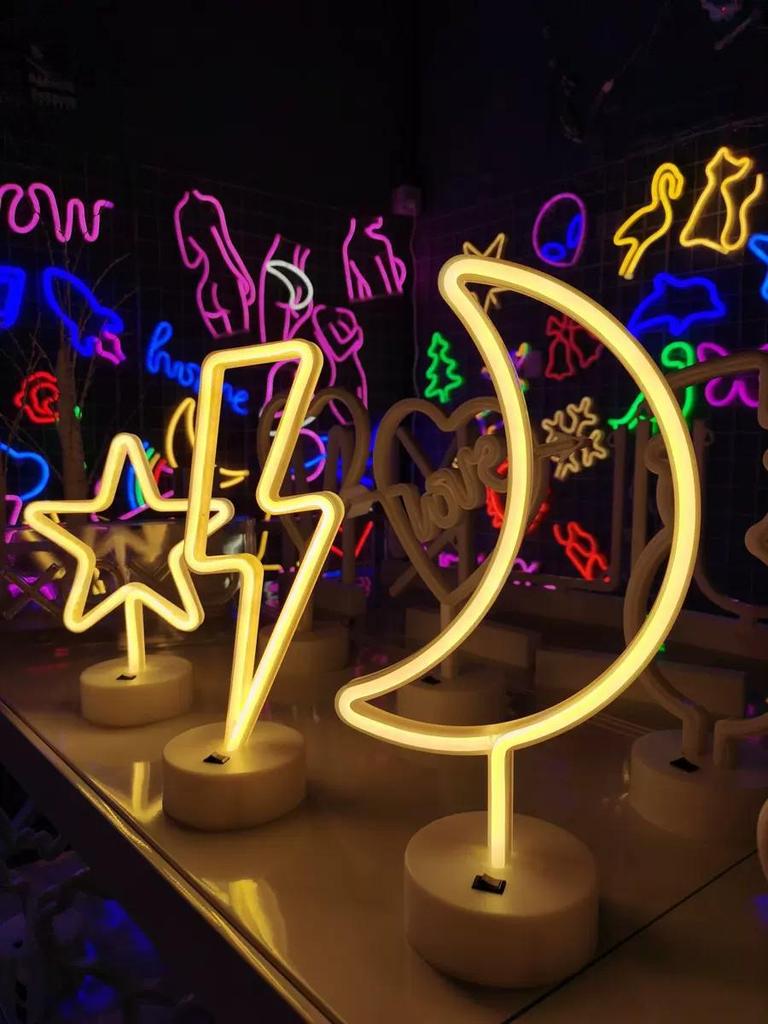 Luz de Mesa LED Neon para E-Sports e Decoração de Quarto