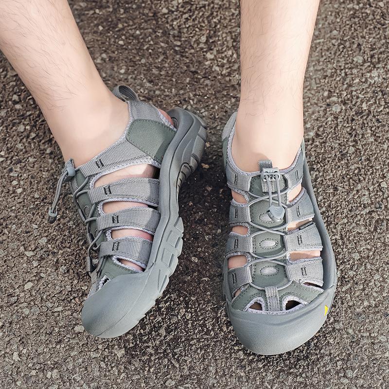 Summer Men's Leather Sandals Casual Outdoor Anti-slip Wearable Toe Box Leather Sandals Breathable Beach Hollow Out Shoes