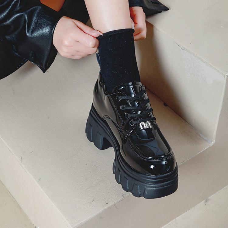 Black patent leather platform loafers women's spring new small inner height increase women's shoes British small leather shoes