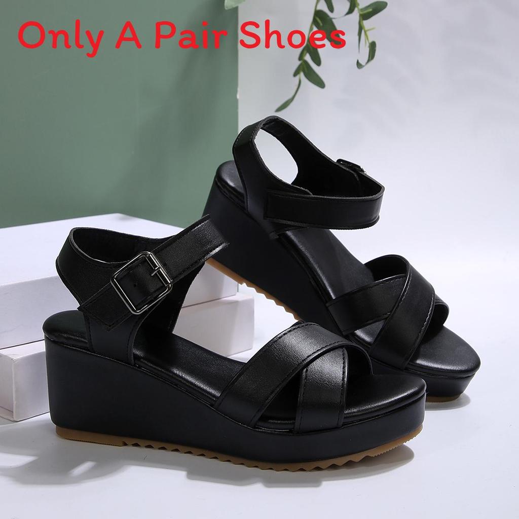 Roman Sandals For Women With Pu Upper And Rubber Sole Summer Footwear For Casual Outdoor Use
