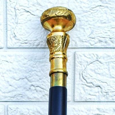 Tekerlekli sandalyeler ve Koltuk Değnekleri