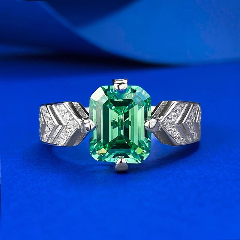 Xiancan Jewelry European and American Style Silver Ring with 7x9mm Green Tourmaline