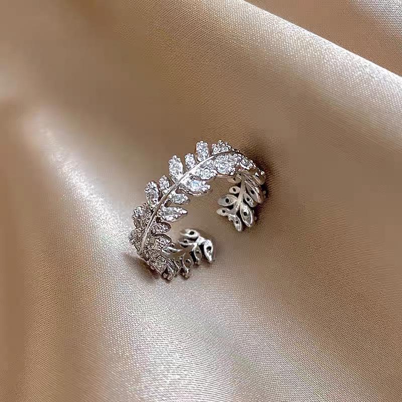European-American Zircon Open Ring: Elegant, High-End Fashion Jewelry for Women
