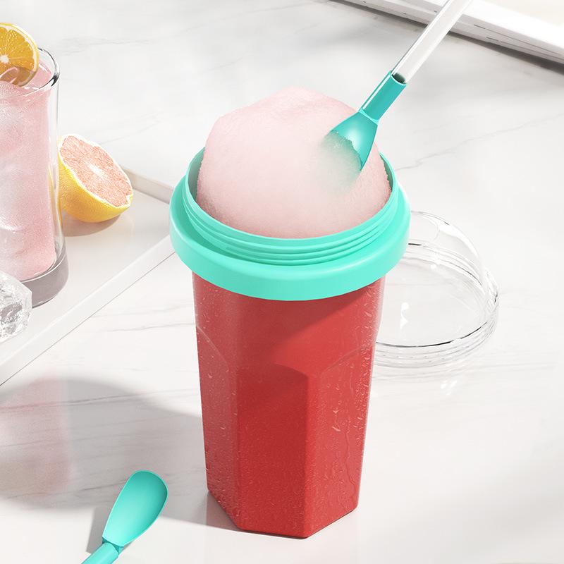 Slushy Squeeze Cup: Fast-Cooling Silicone Smoothie & Ice Maker Cup