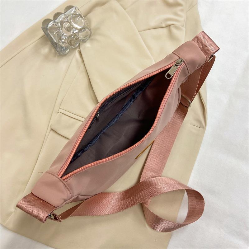Dumpling bag new women's bag fashionable and simple shoulder messenger bag