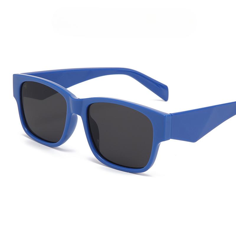 Online Celebrity New Sunglasses UV Box Outdoor Driving Sunglasses Personalized Street Sunglasses.