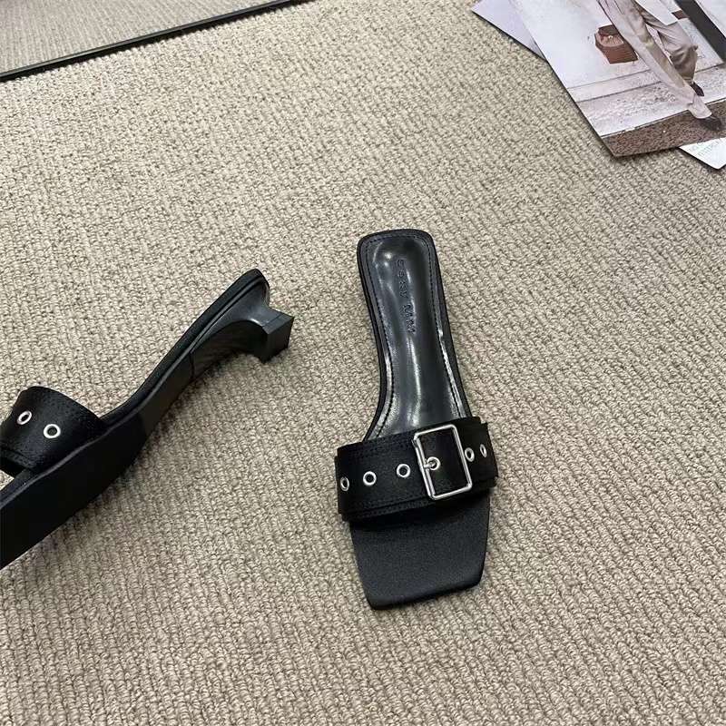 Korean Version of Square Head One-word Drag Rose Red Square Buckle Thin Belt Buckle Square Heel Temperament Low Heel Cool Slippers Women's Summer