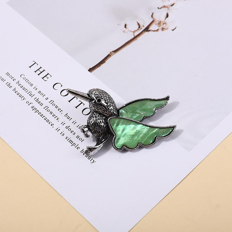 Animal Shell Bird Brooch Pin With Alloy Embedding For Fashion Accessory