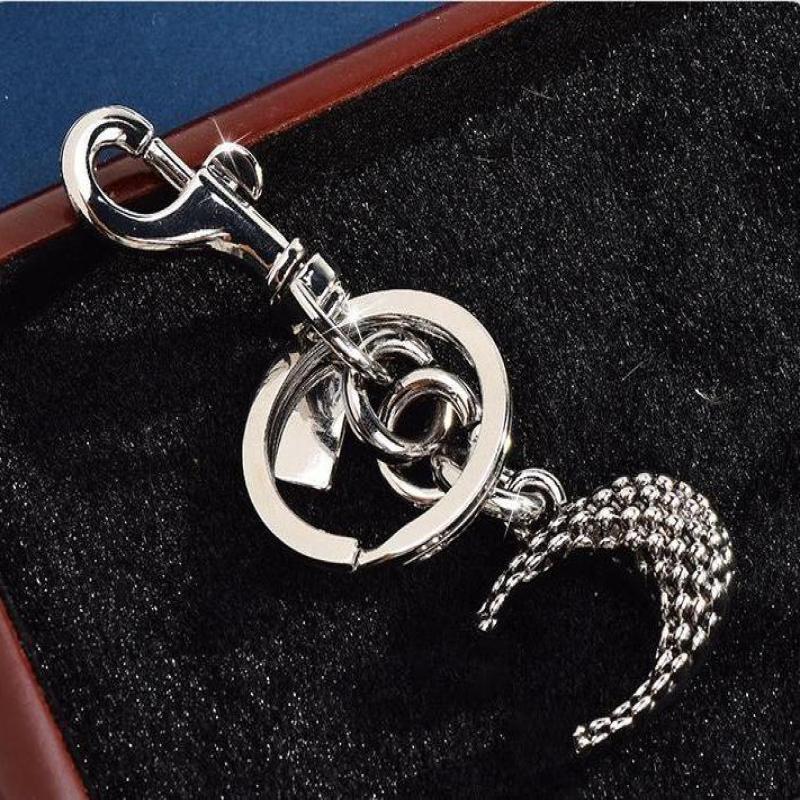 Exquisite Metal Letter Keychains For Women Y2K Bag Pendant  Car Keyring Jewelry Gift Decoration Accessories
