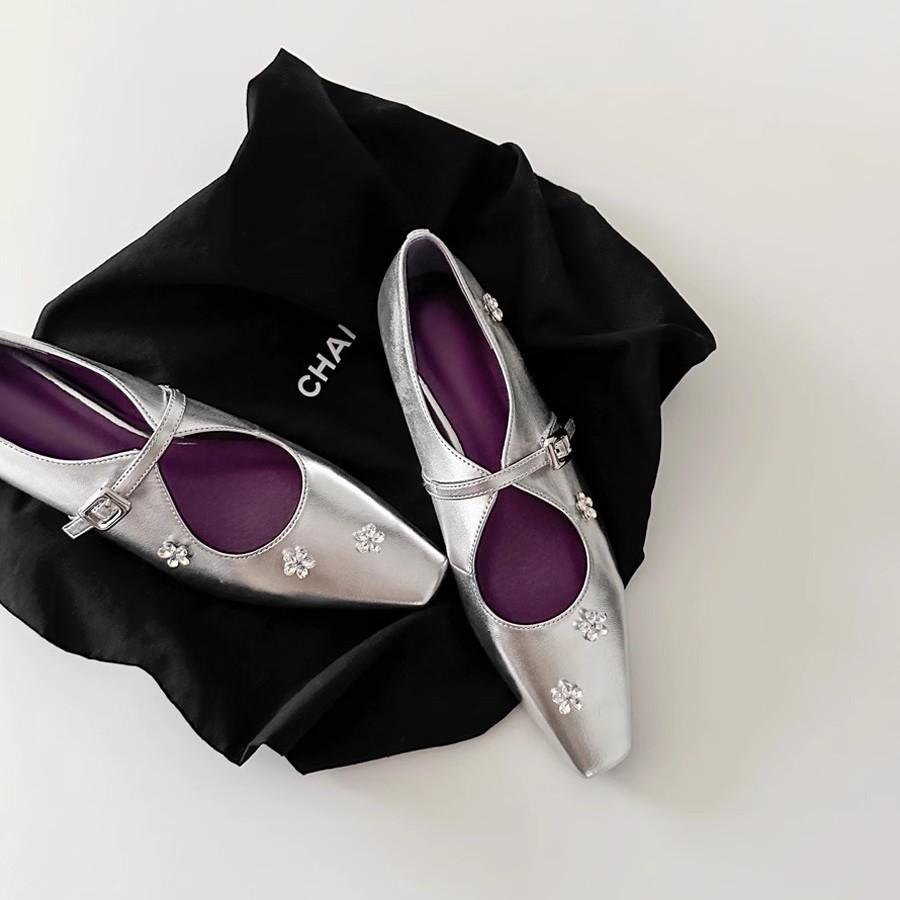 Sheepskin version~ French rhinestone flower inner height increase small square head light mouth single shoes women's word with silver Mary Jane shoes