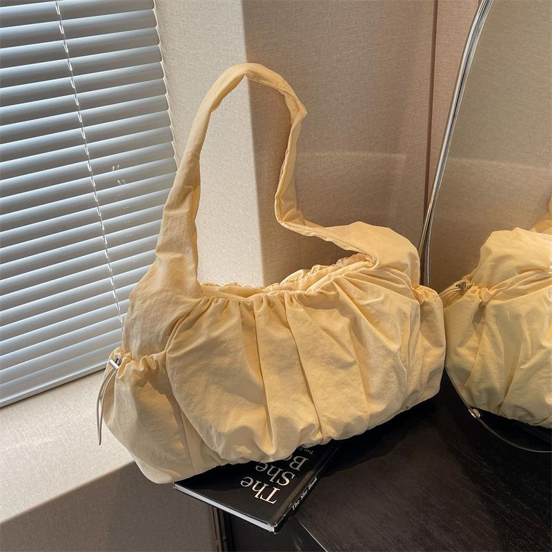 Class Commuting Large-capacity Tote Bag Women's New Versatile Casual Shoulder Bag