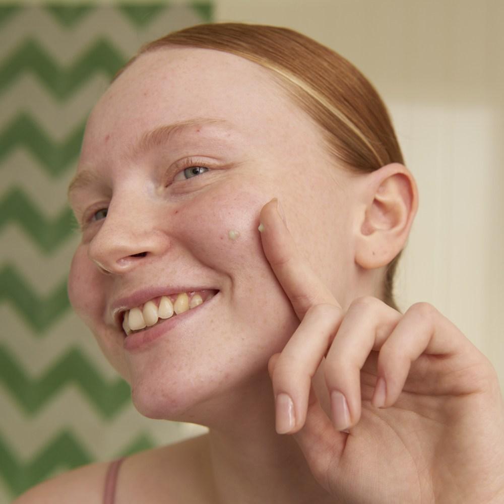 The Body Shop Tea Tree Rapid Action Gel