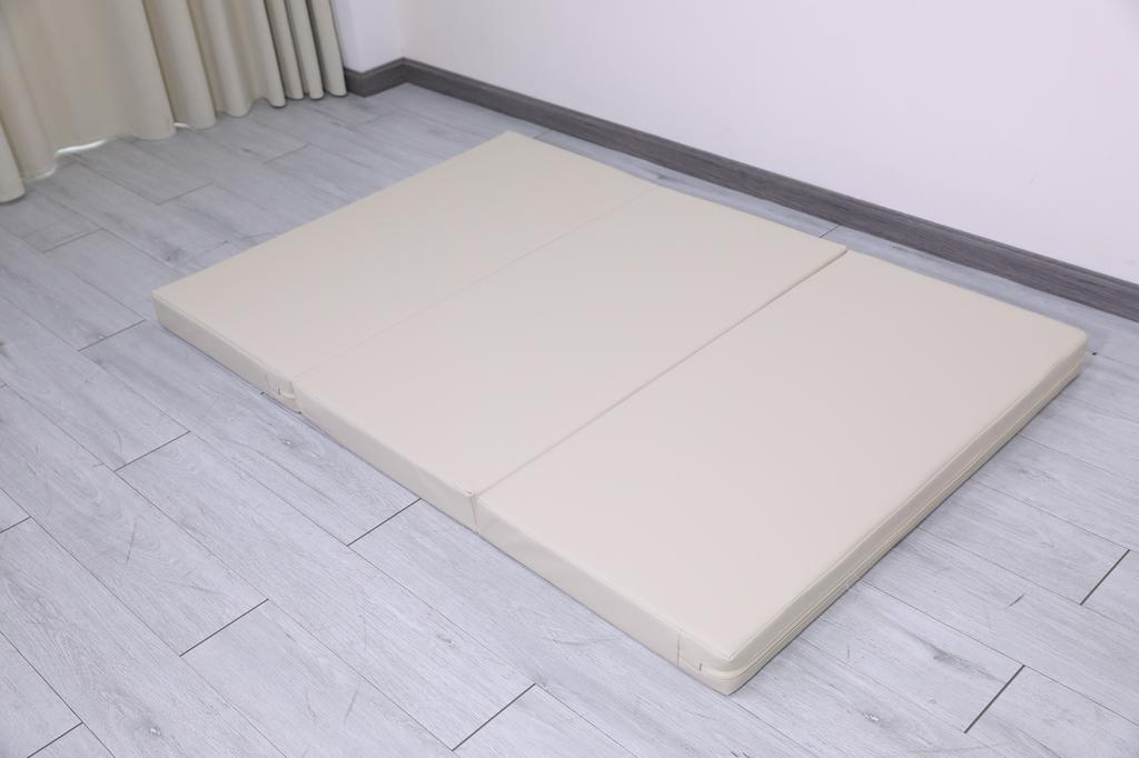 Gymnastic Mattress Satellite Pu 150X100X8 Cm - Three-Piece Beige