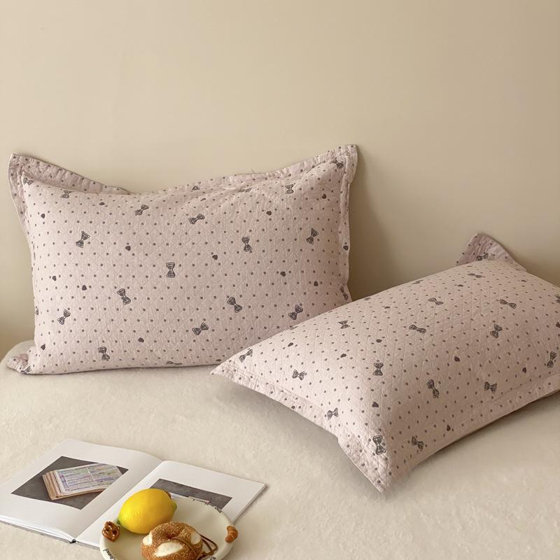 Cartoon Cotton Jacquard Pillowcase Set: 4-Layer Gauze, Soft, Breathable, Universal for All Seasons (Set of 2)