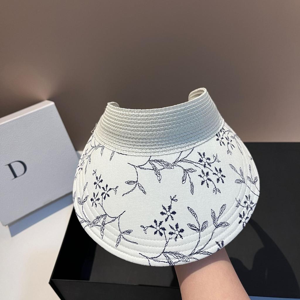 Beach Straw Woven Sunshade Hat Rhinestone Embroidered Sun Hat Fashionable Leisure Vacation Foldable Women's Empty Top Hat