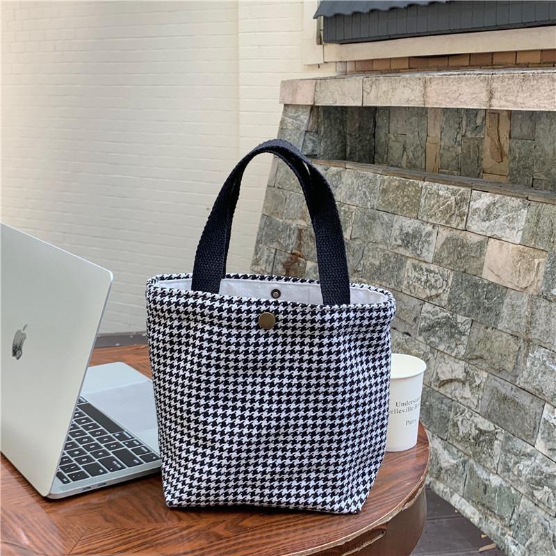 11 woolen bento bag commuting hand-held schoolgirl mommy lunch box bag