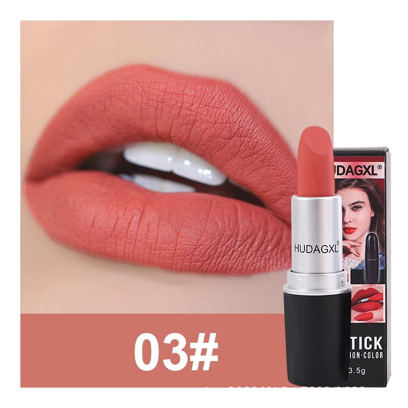 

Matte Moisturizing Three-Color Chili Lipstick 3.5g