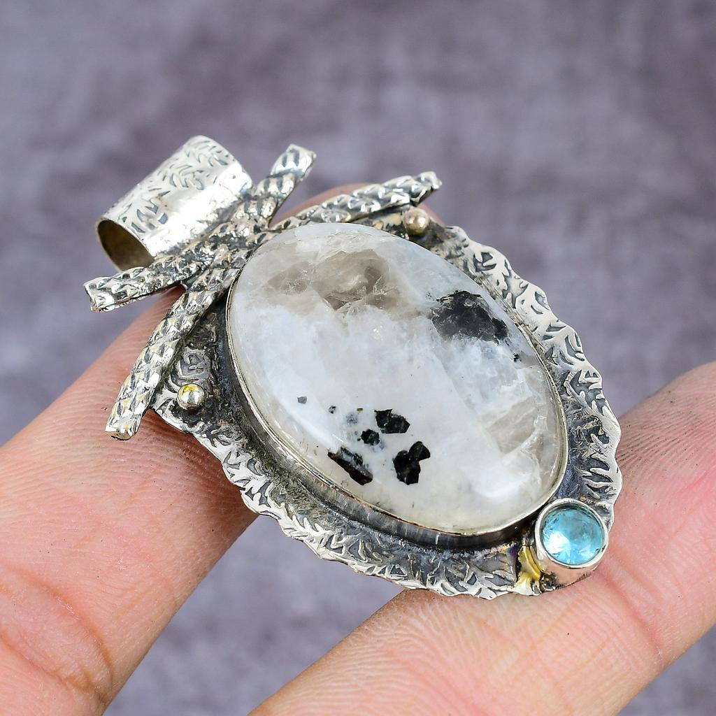 Natural Rainbow Moonstone, Topaz Gemstone 925 Sterling Silver Pendant 2.17" r2h39
