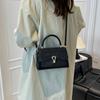 Premium-Sinn vielseitige Pendler kleine quadratische Tasche 2025 neue Damenhandtasche ausländischer Stil Nischenmode Schulter-Umhängetasche