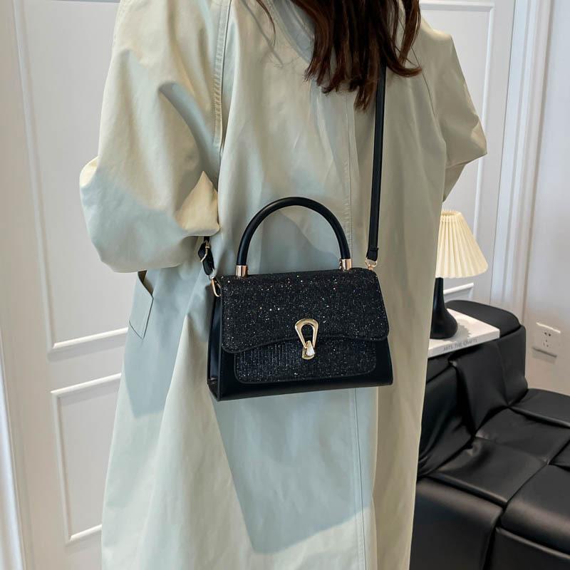 Premium-Sinn vielseitige Pendler kleine quadratische Tasche 2025 neue Damenhandtasche ausländischer Stil Nischenmode Schulter-Umhängetasche