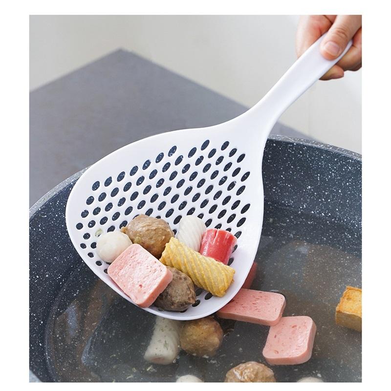 1PC Kitchen Long-handled Colander Filtered Dumpling Spoon Hotpot Drain Spoon Household High Temperature Thickened Colander