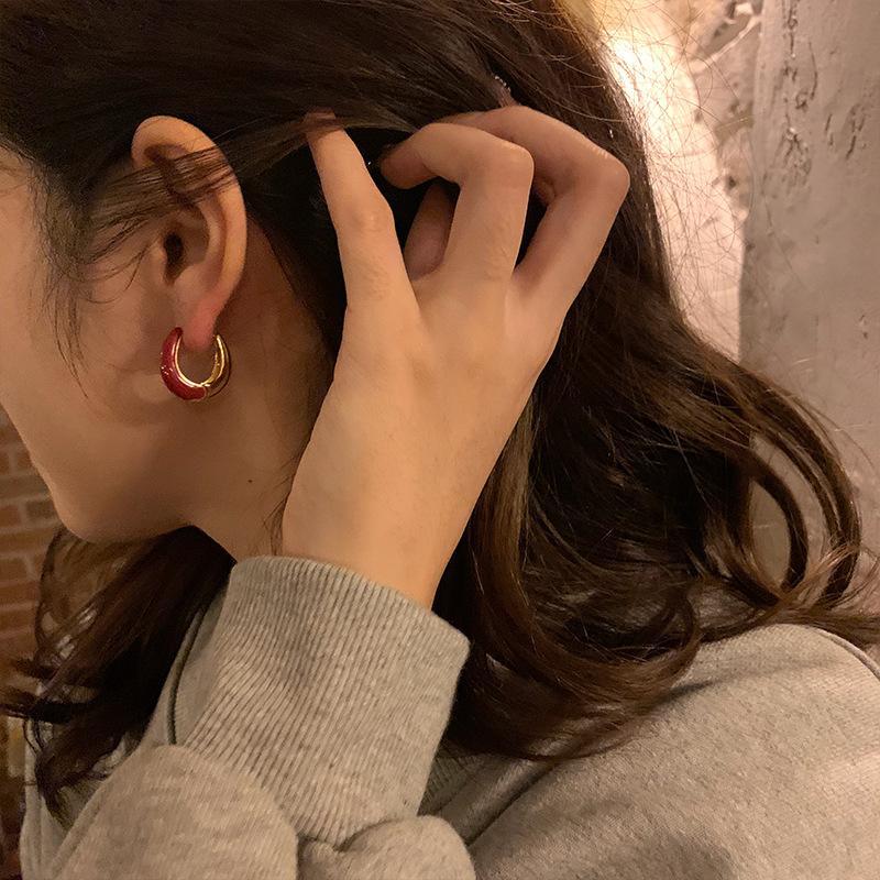 French Retro Red Dripping Circle Ear Buckle Light Luxury High-end Temperament Famous