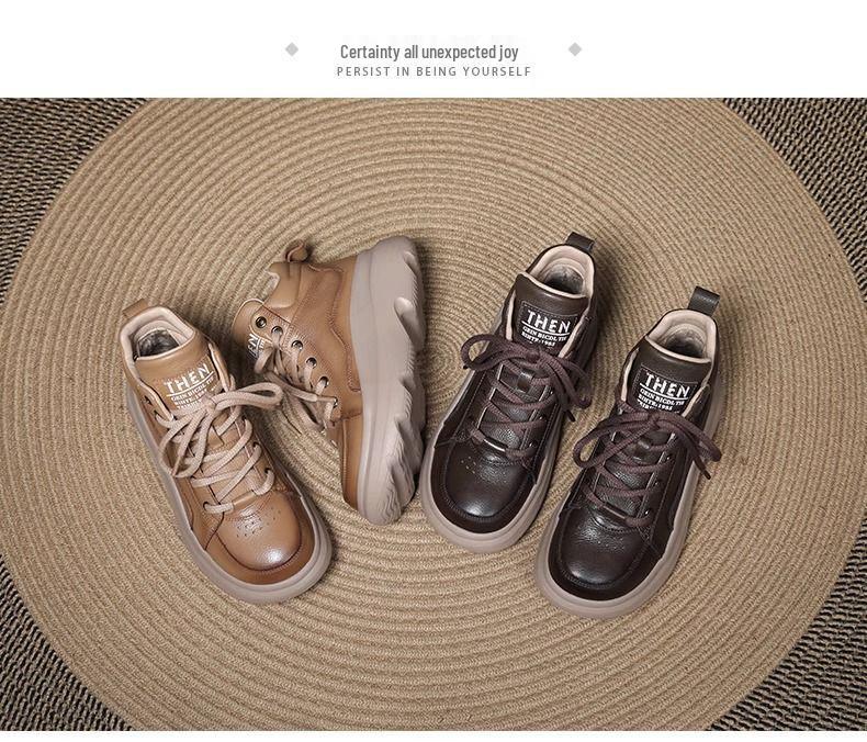 Women's Retro Genuine Leather Ankle Boots - Warm, Versatile, Thick Sole, Casual British Martin Style for Autumn and Winter.