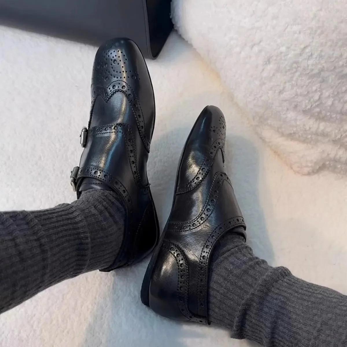 

Модные Удобные Кожаные Лоферы на Плоской Подошве Женские Ретро Тисненые С Пряжкой на Ремне Квадратный Носок Одинарная Обувь Натуральная Кожа Универсальные Mi 38 чёрный