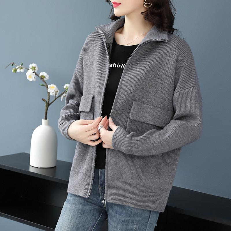 

Модели на осень и зиму в стиле Гонконга, стареющий темперамент, дикий вязаный свитер, свободный кардиган, ленивый, модный, на молнии, свитер, удобный, универсальный One size серый