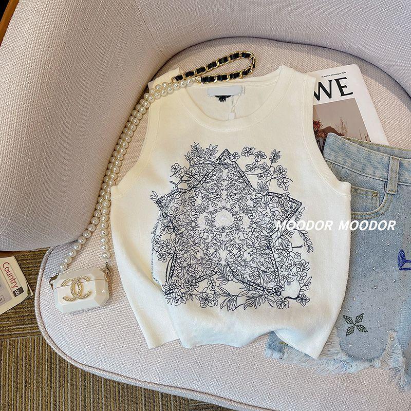 

French Retro White Sleeveless Knitted Vest for Women in Summer Embroidery Outside with High-end and Pure Erotic Top XL чорний