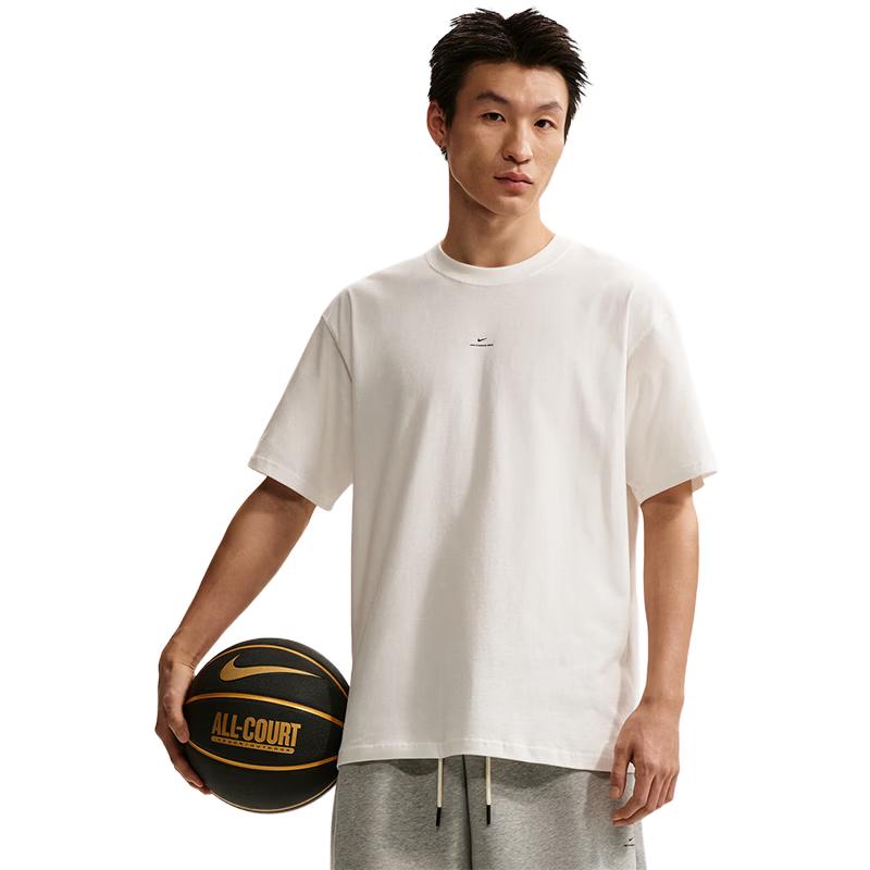 Nike Men s Short Sleeve Training T-Shirt L