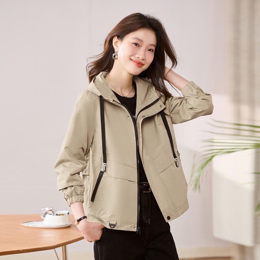 Short Coat Women's New Spring and Autumn Small Man Korean Version Loose Casual Versatile Age-reducing Hooded Jacket Top