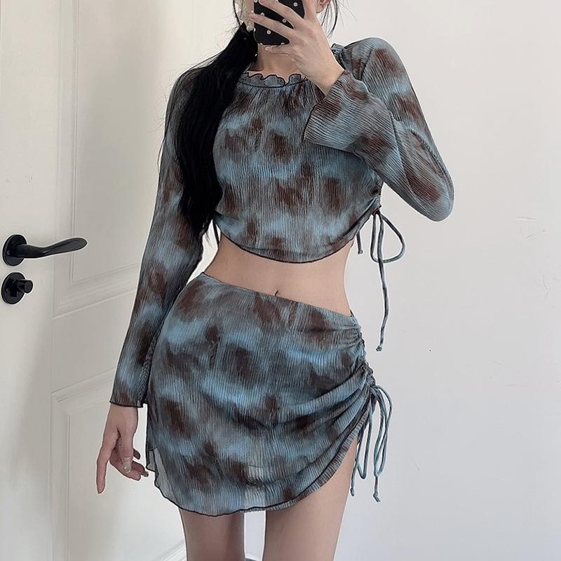 

Корейский раздельный купальник из 4 предметов Дондэмун - Стильный и сексуальный купальник для женщин Large