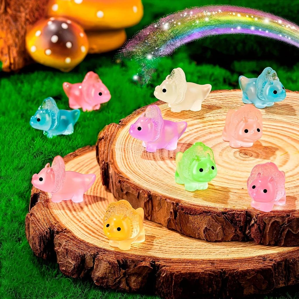 10 / 20pcs Luminous Mini Resin Dinosaur Glow in The Dark Tiny Triceratops Animal Figures Ideal for DO-IT-YOURSELF Fairy Garden Glass Container