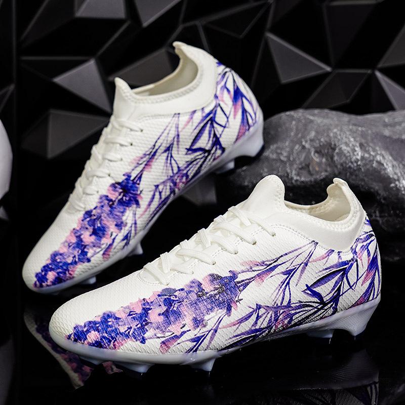

New ink splashing football shoes men s large size low-top teenage students long nail training sports shoes 45