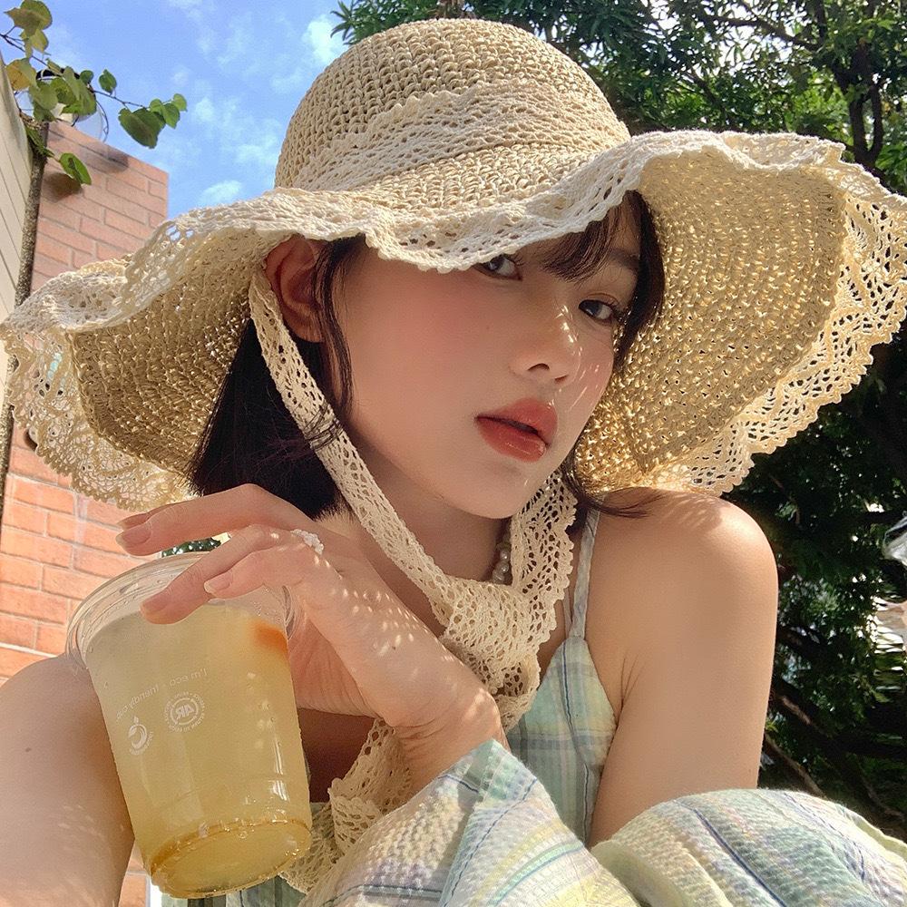 Women's Summer Seaside Extra Large Brim Sun Protection Straw Hat Breathable Woven Face-Covering Lace Trim Beach Hat Sun Hat