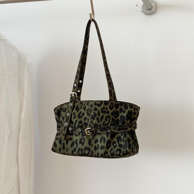 Vintage commuter leopard print bag belt decoration new tote bag large capacity niche locomotive Spice girl portable shoulder bag