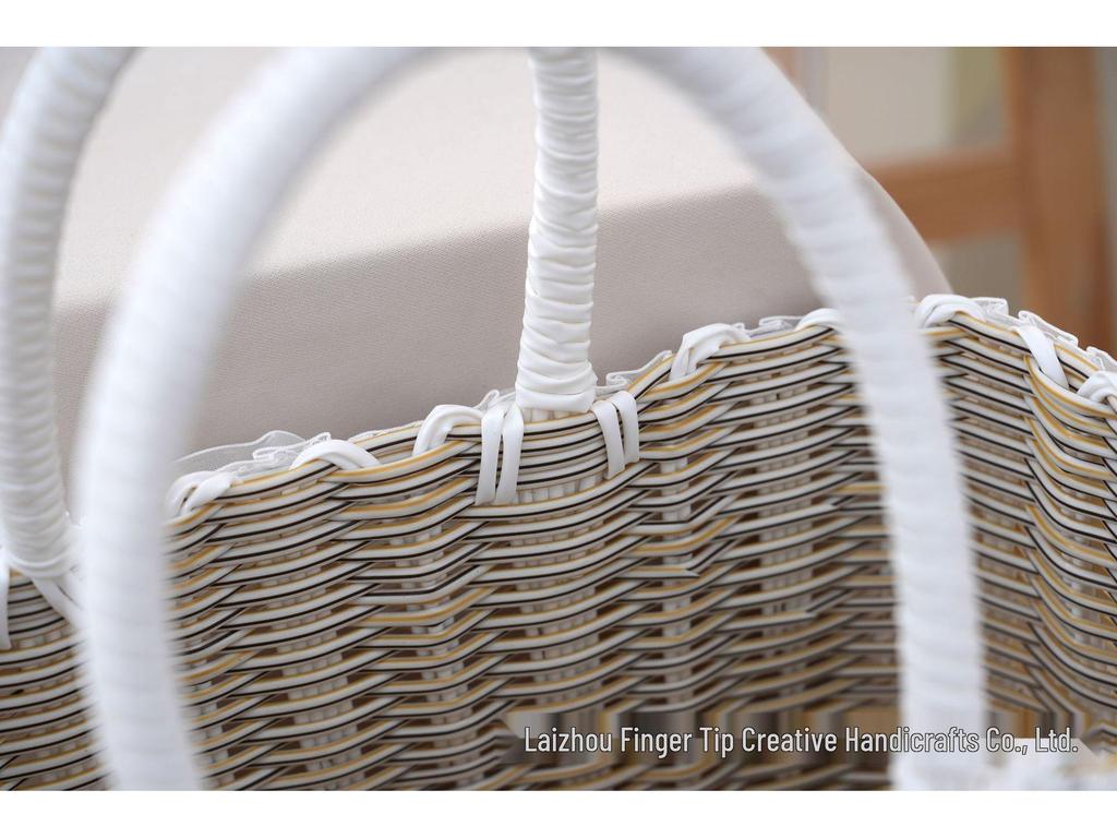Colorful Woven Plastic Basket: Handheld Souvenir Gift, Imitation Rattan, Ladies' Bath & Storage Basket