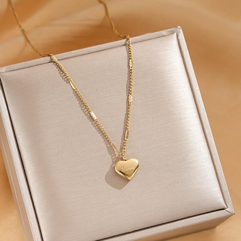 Minimalist Versatile Stainless Steel Love Heart Clavicle Necklace For Women