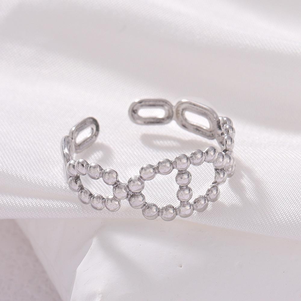 Verstellbarer Titanstahl Farbechter Ring - Stilvoller Edelstahl Nischenring im Ins-Stil für den täglichen Gebrauch