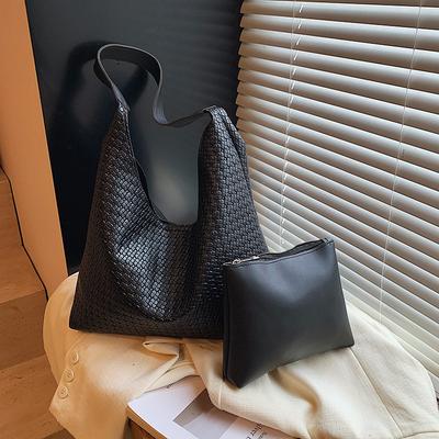 2025 Autumn and Winter Women's Bags Large-capacity Solid-color Shoulder Bags Popular Versatile Woven Underarm Bucket Bags