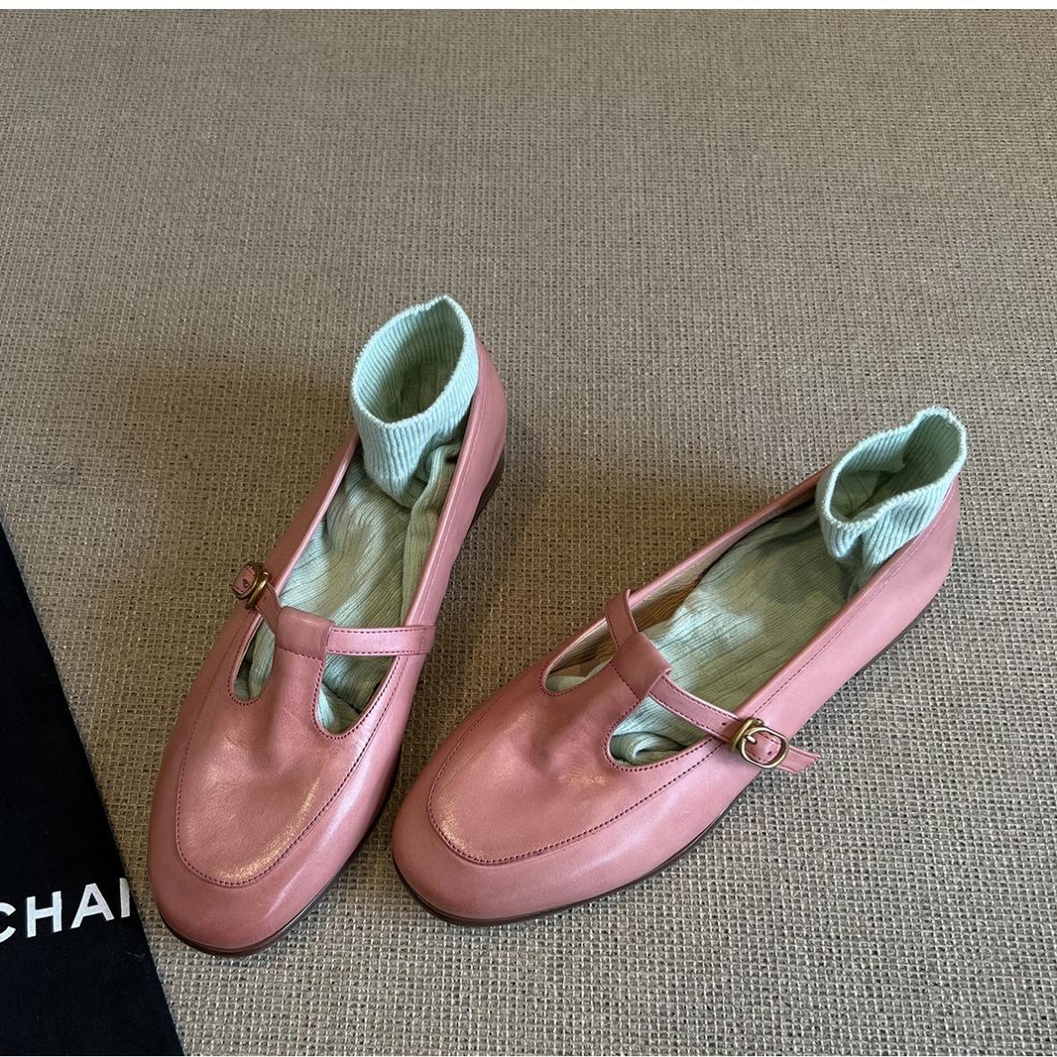 

Весенняя коллекция 2025 года из коровьей кожи ~ удобные однобортные туфли с Т-образной застежкой для девушек, на мягком ветру, с низким каблуком, с небольшим вырезом, на плоской подошве 35 розовый