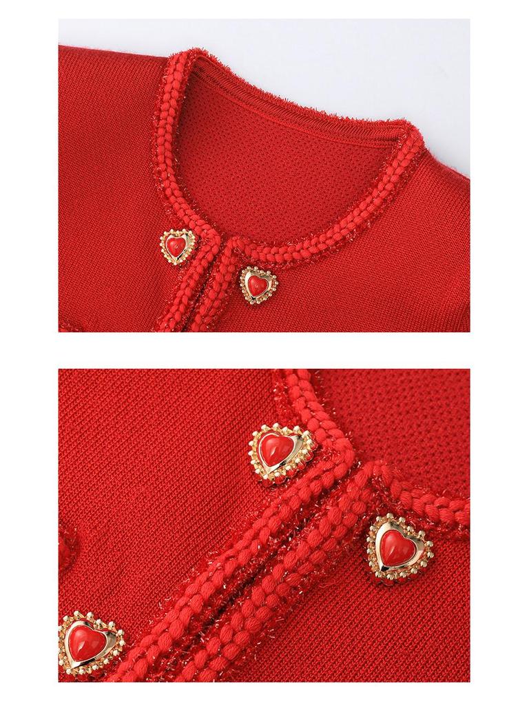 Elegant French High-End Mid-Length Knitted Dress with Heart Buckle for Early Spring