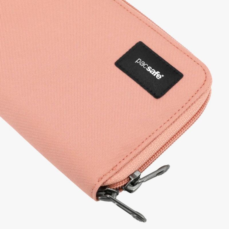 PacSafe Rfid Safe Continental Wallet 11075340