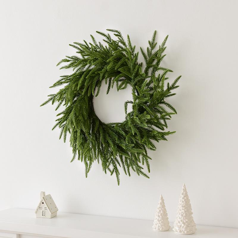 Norfolk PE Soft Rubber Christmas Wreath - Door Hanger & Window Decoration