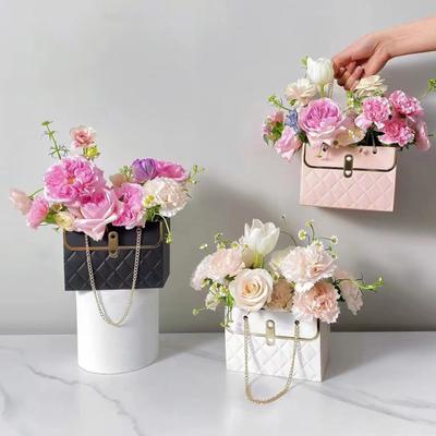Flower Paper Gift Box with Metal Chain Bouquet Storage Bucket Small Florist Handbag Gift Craft Wrap Bag for Wedding