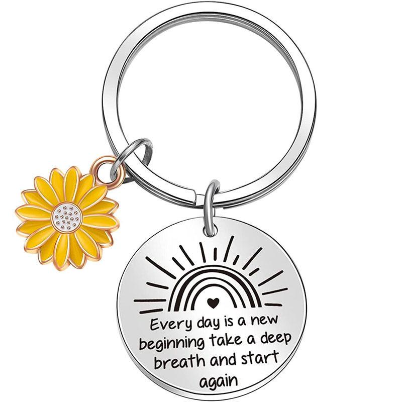 Versatile Stainless Steel Key Sunflower Accessory Keychain Send To Friends Thanksgiving Small Gift Laser In Stock Keychain for Backpack Bag Pendant