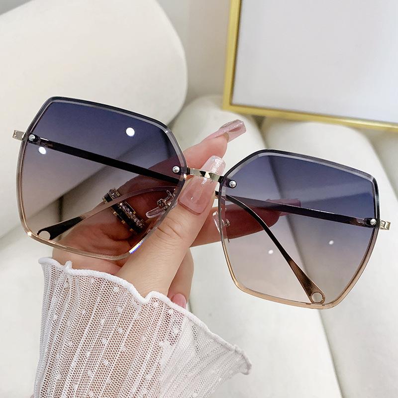 New Large Frame Polygon Sunglasses Women Luxury Brand Designer Metal Sun Glasses Lady Travel Fashion Eyewear UV400 Gafas De Sol