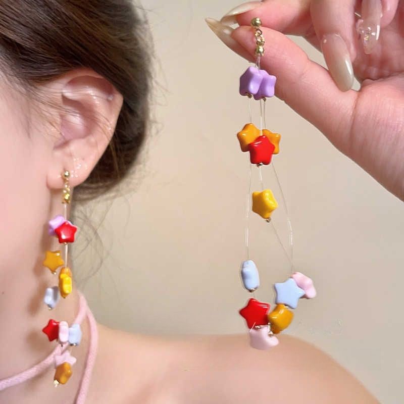 

Летние серьги-кисточки со звездой, маленькие свежие модные серьги-гвоздики, нишевые темпераментные высококлассные серьги женские