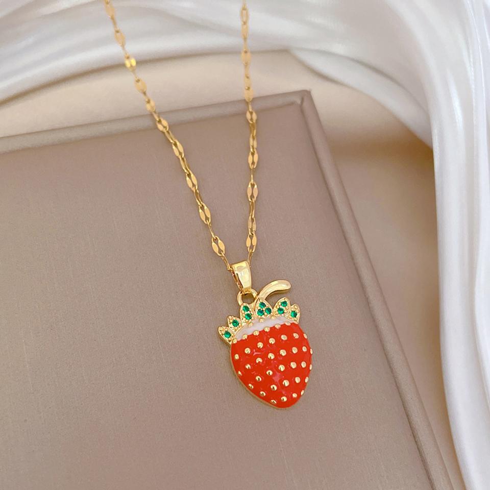 

ZAKOL Модное милое красное ожерелье с подвеской в виде клубники для женщин, девушек, золотого цвета, цепочка из титановой стали, лето, пляж, циркон